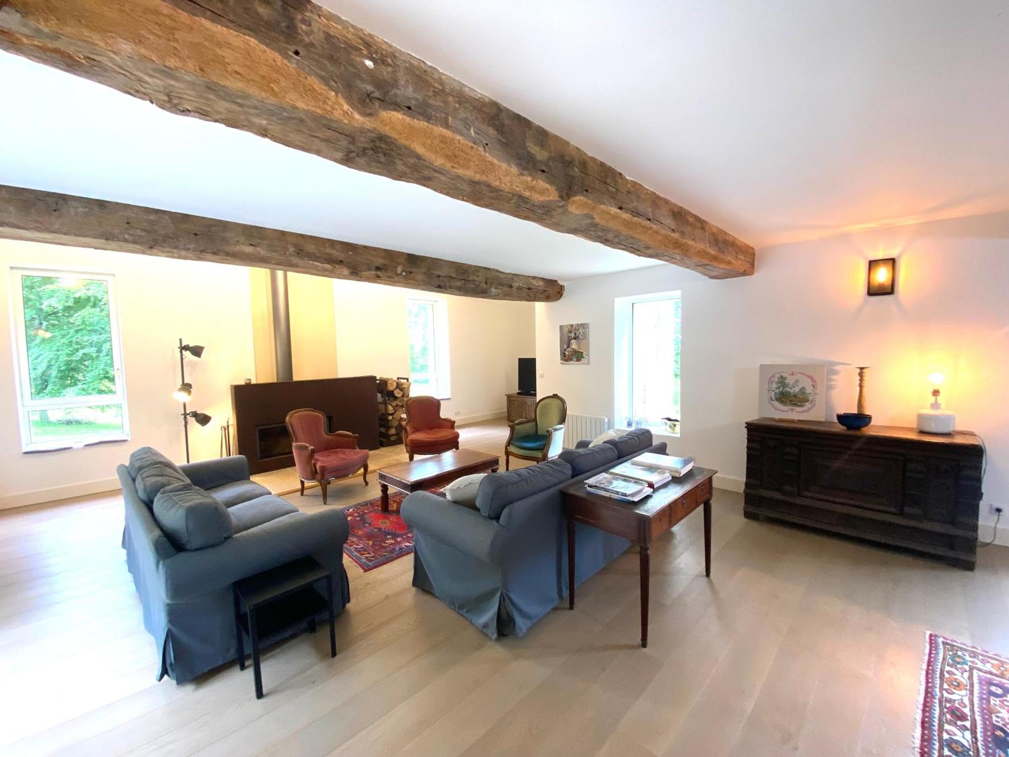 Le Pressoir Du Chateau De Neuville - Famille & Amis