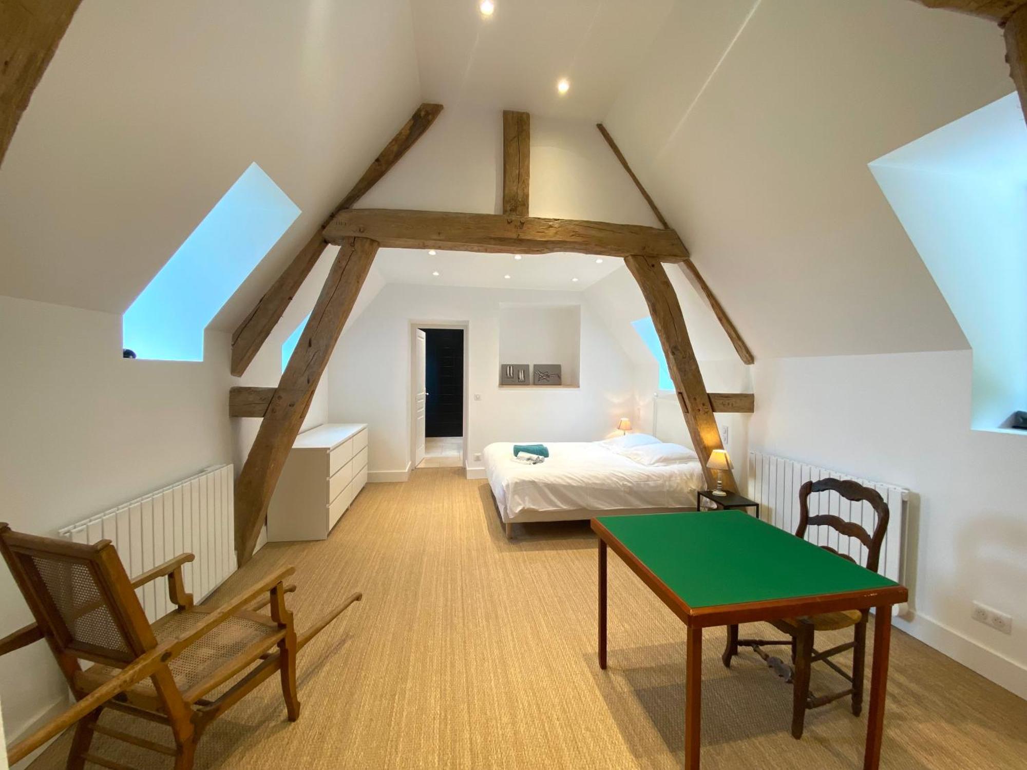 Le Pressoir Du Chateau De Neuville - Famille & Amis Livarot-Pays-d'Auge