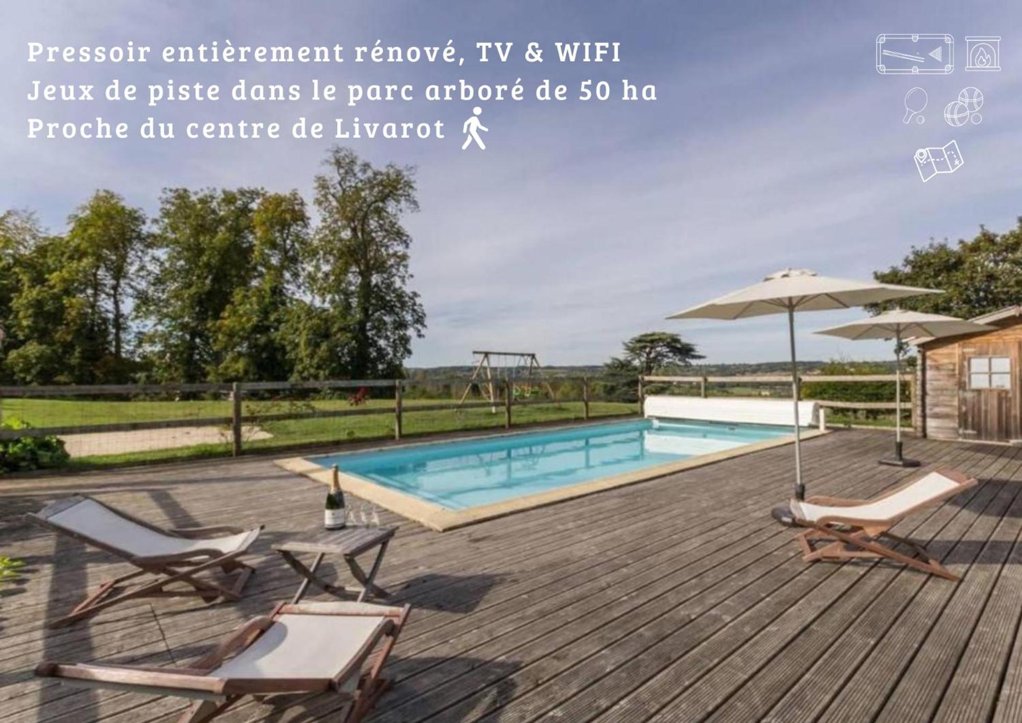 Le Pressoir Du Chateau De Neuville - Famille & Amis