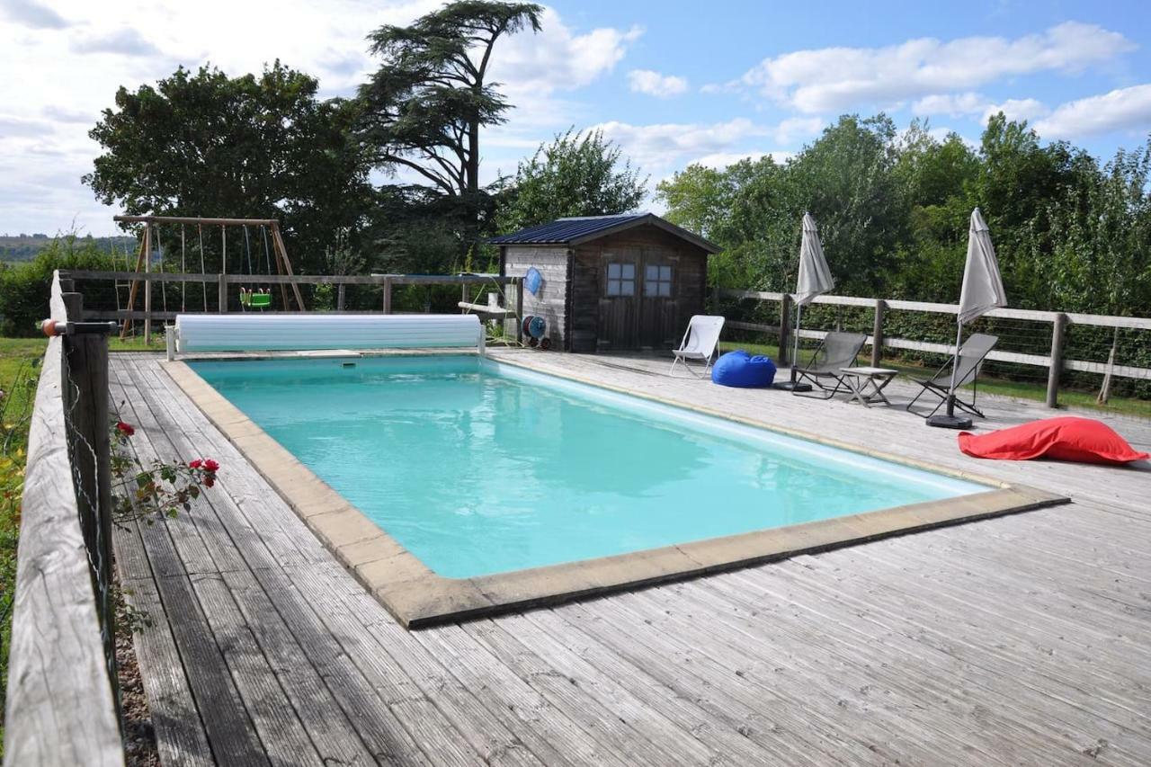 Le Pressoir Du Chateau De Neuville - Famille & Amis *